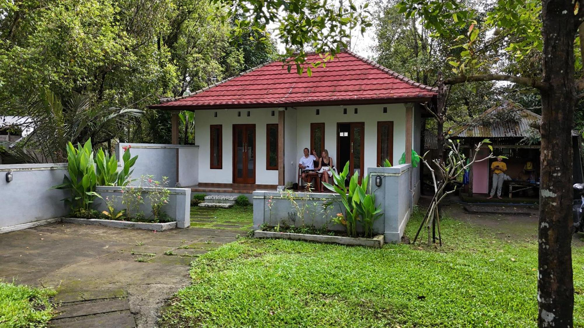 Jepun Homestay Lemukih Singaraja  Exterior photo
